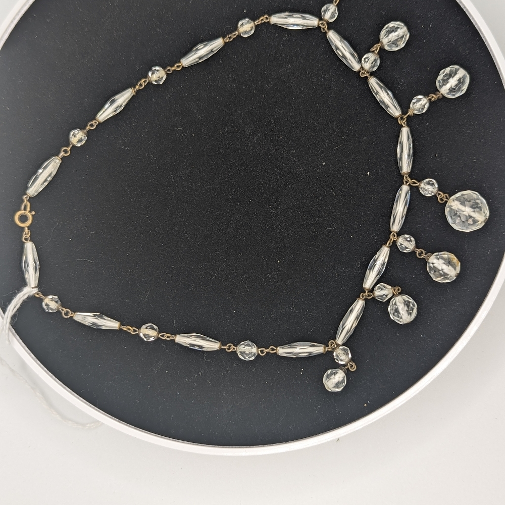 Vintage 9 inch clear beaded necklace. Some wear. Inventory box A - Picture 1 of 3